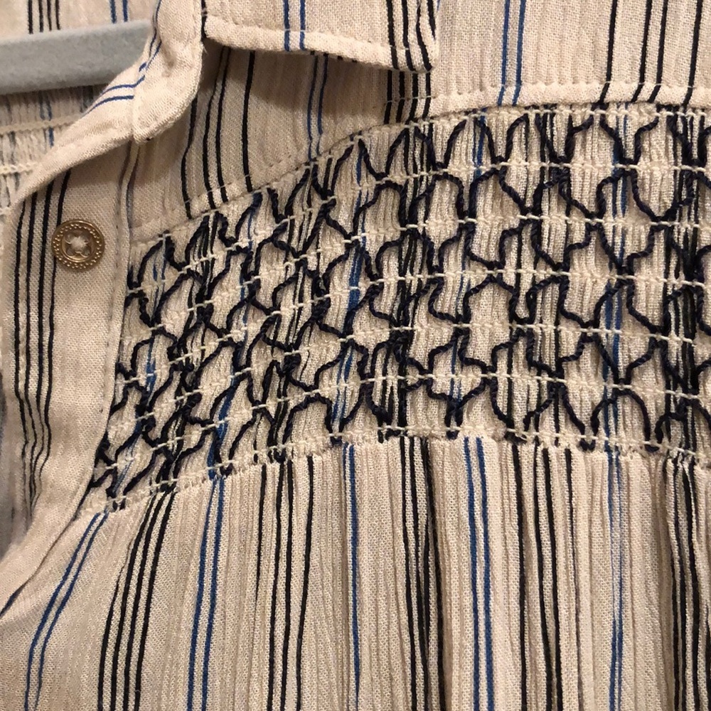 Anthropologie button down - Picture 2 of 3